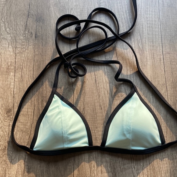 Aqua color bikini top XS pristine - Picture 1 of 2